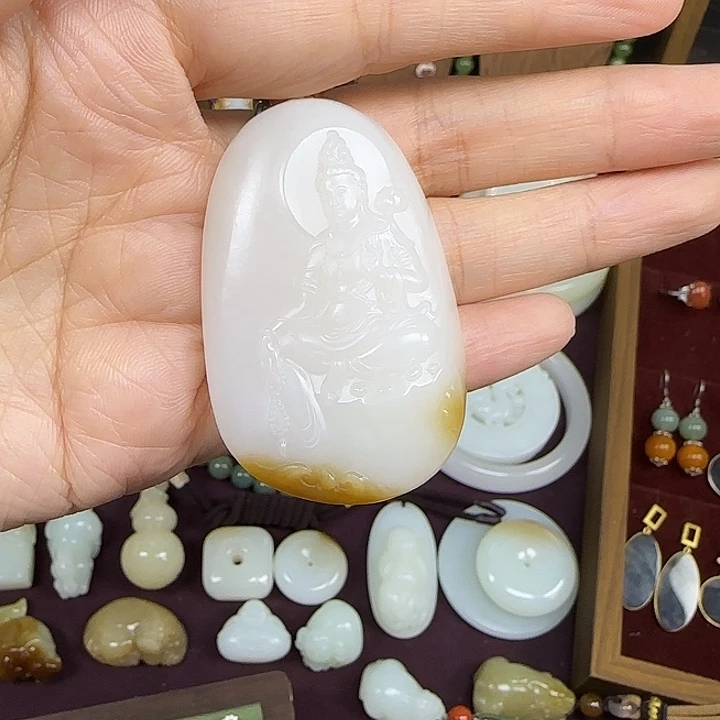 神***韵颈饰未镶嵌和田玉