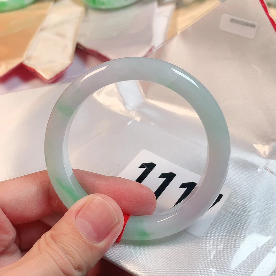 翡翠手镯未镶嵌翡翠手镯1117