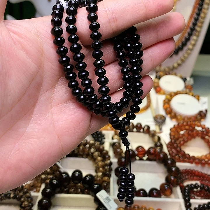 春***开琥珀未镶嵌裸石抚顺琥珀233