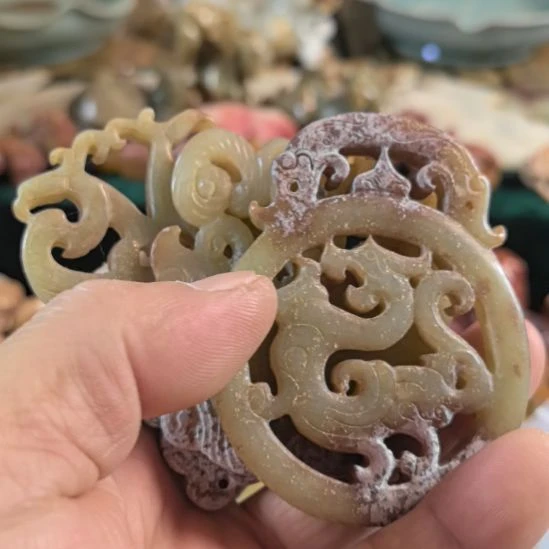 昱***斋玛瑙/玉髓和田玉质如图所示配饰未镶嵌