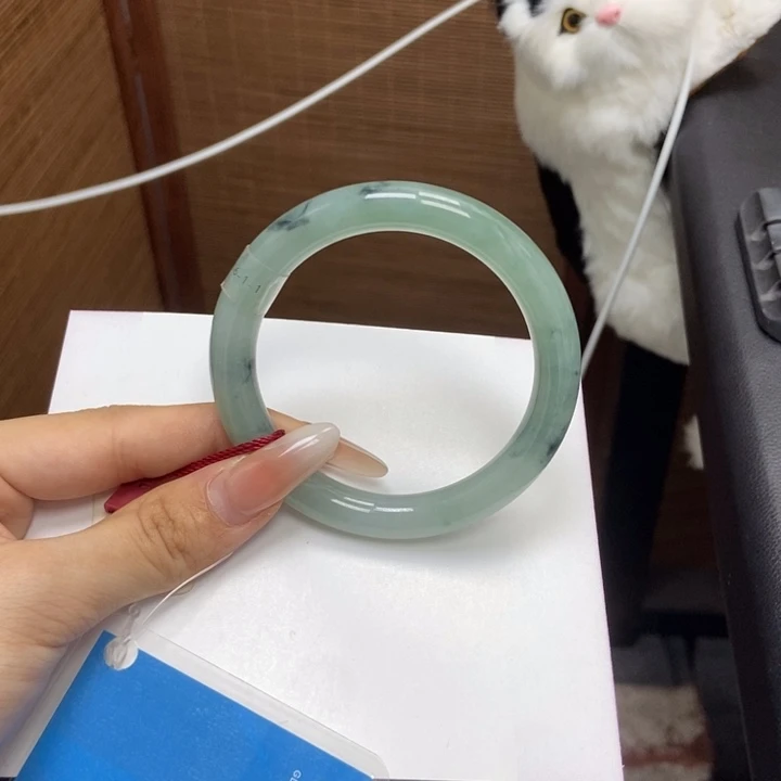 翡翠手镯未镶嵌54圆条