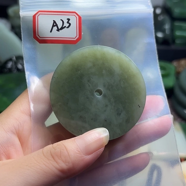 和田玉未镶嵌珠宝半成品