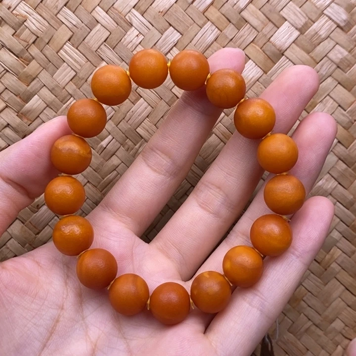 未镶嵌琥珀裸石蜜蜡M