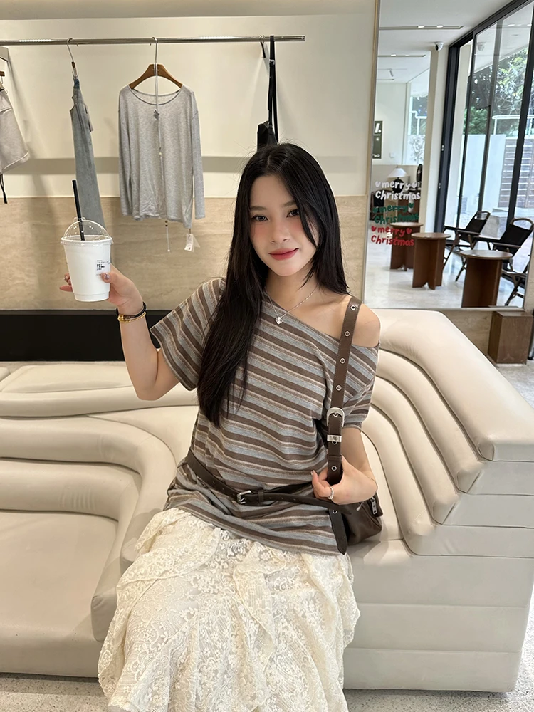 ONEXH·2025夏季新款韩系百搭斜领露肩条纹短袖T恤女宽松显瘦上衣
