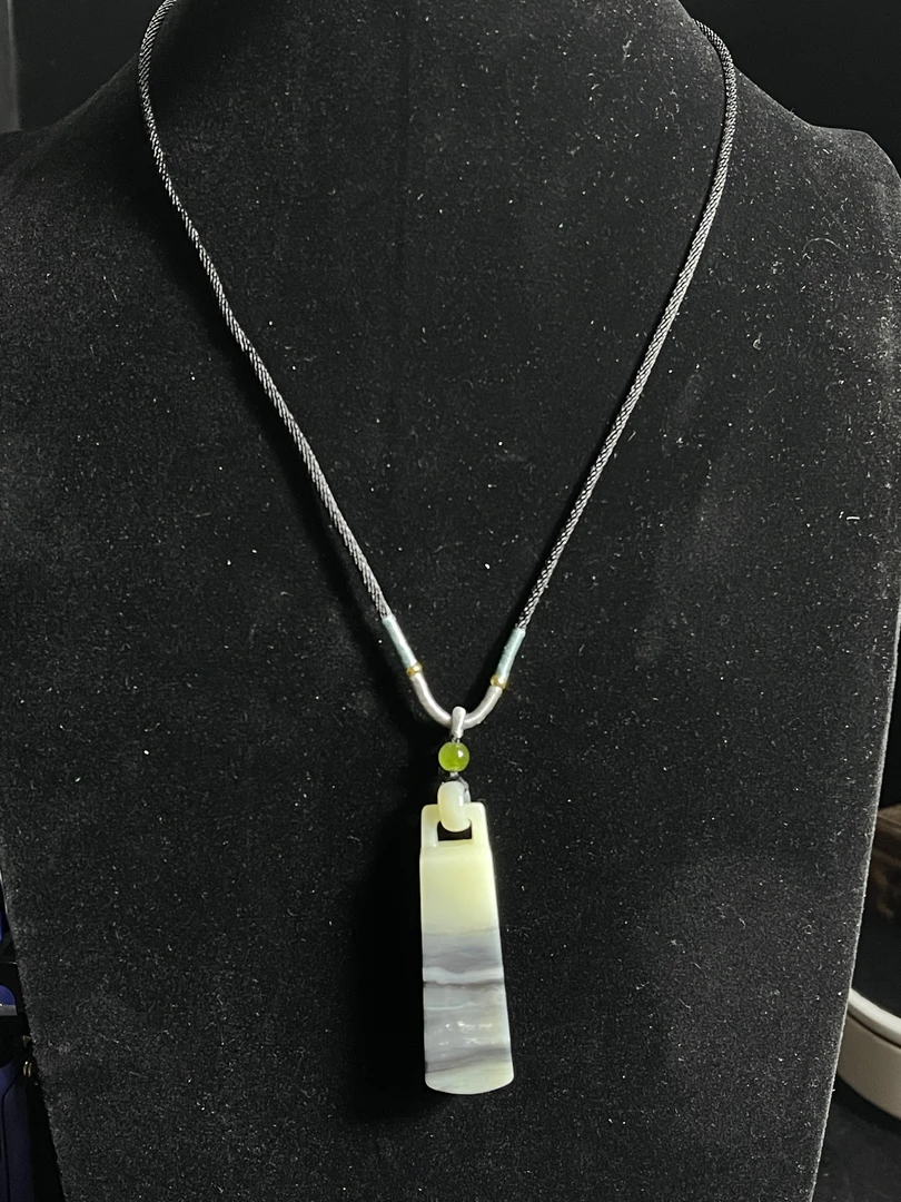 和田玉青花吊坠多样性发货发其一