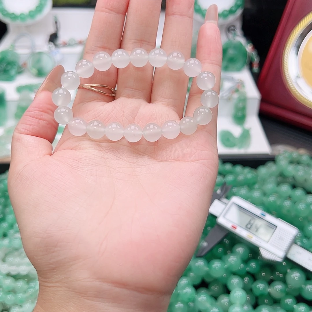 歌***夏石英质玉（非洲翠）未镶嵌手链