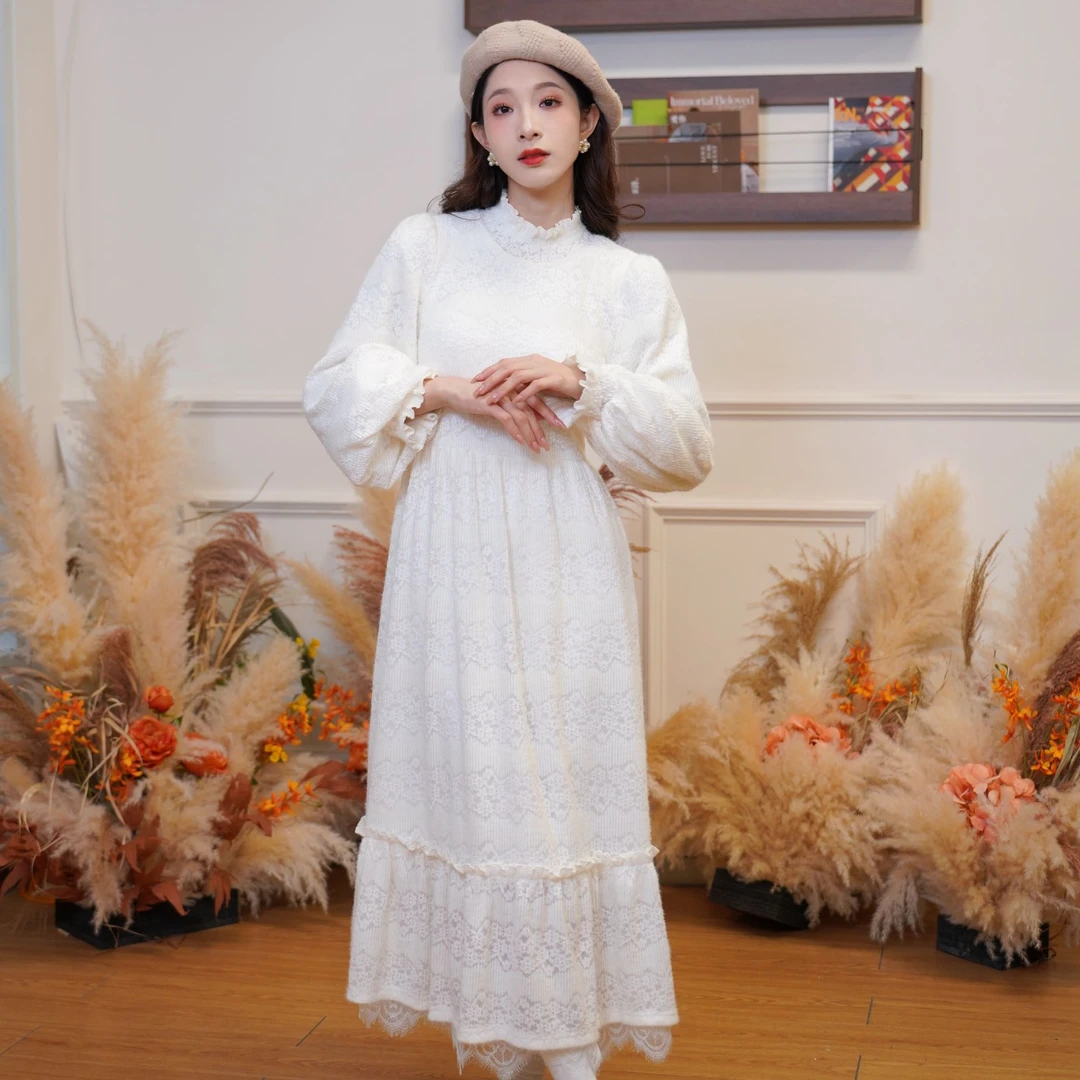 两三事 白雪公主 复古中式长袖连衣裙S24DLY251