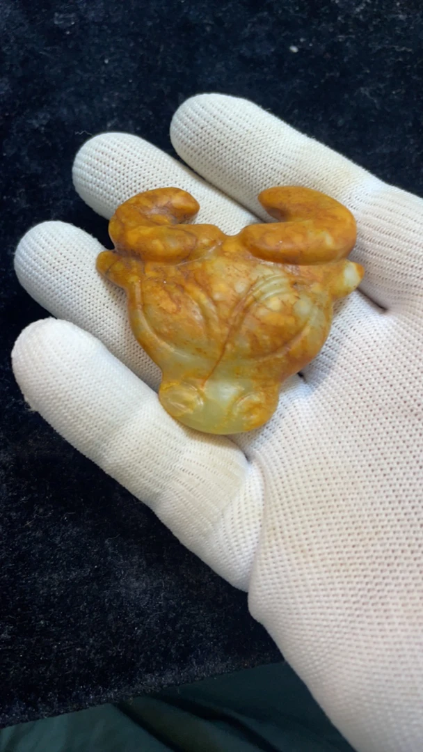 河磨奇石牛头型件