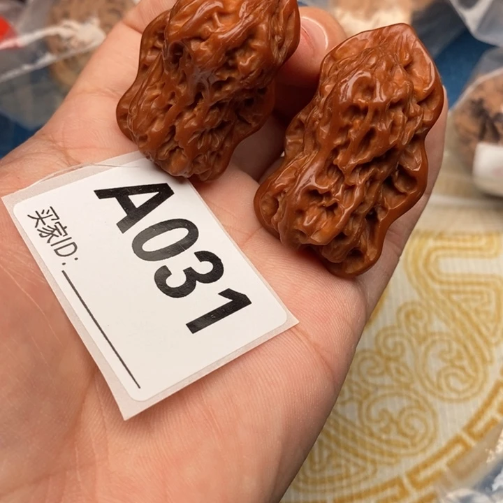 文玩核桃吊坠核桃