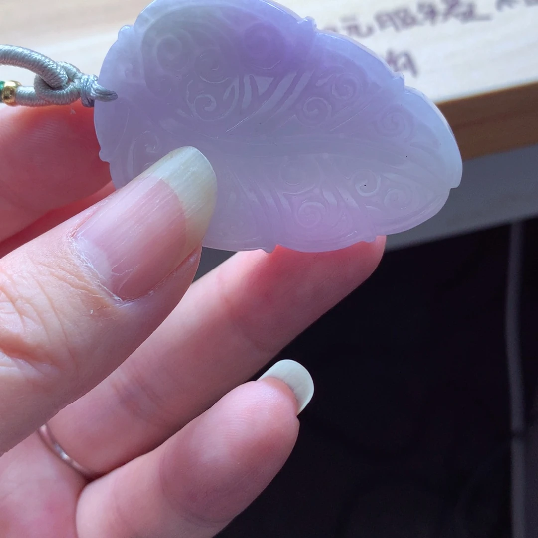 翡翠颈饰未镶嵌吊坠