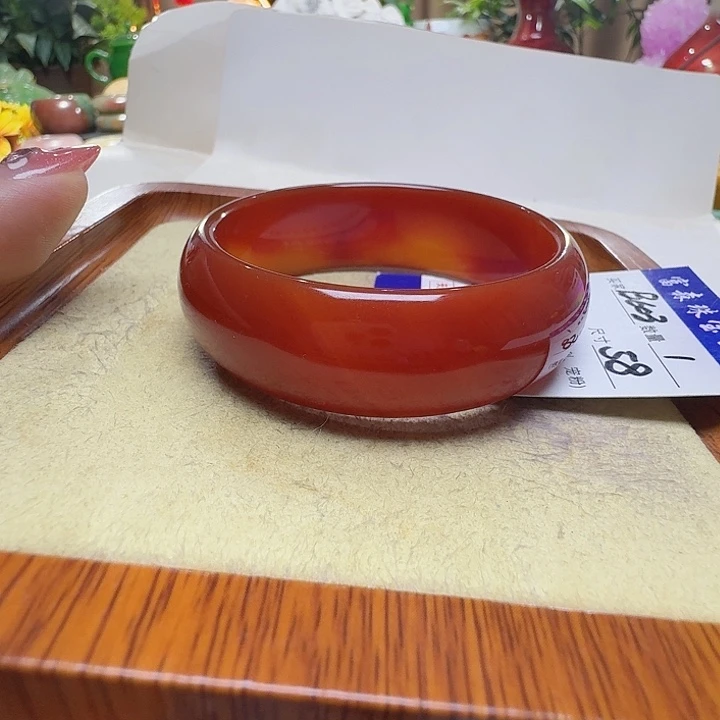 【***玛瑙/玉髓未镶嵌手镯