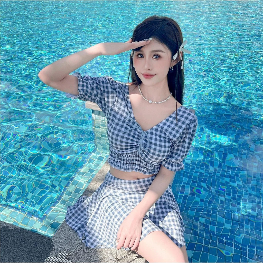 新款小清新修身游泳衣女士分体显瘦比基尼两件套少女泳衣平角泳装