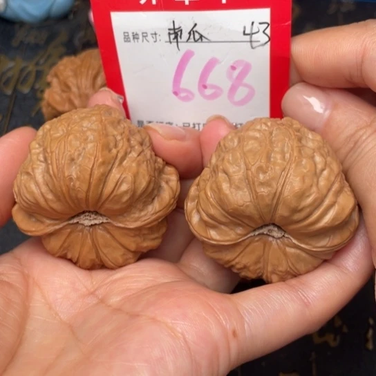 吊坠桃核文玩的好