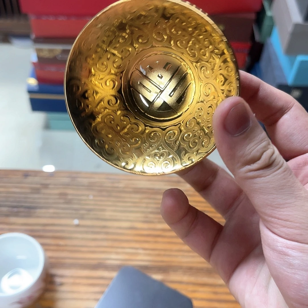 孤品茶具套装等。