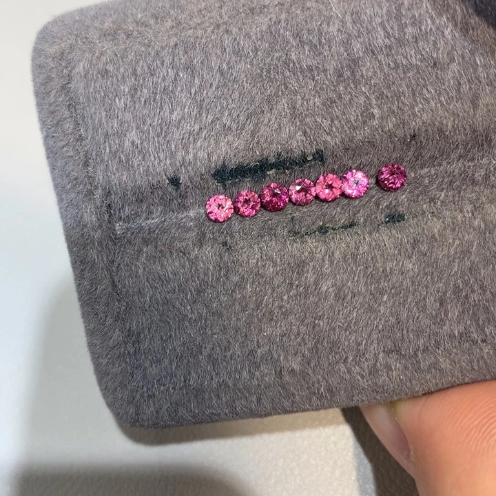 石榴石裸石未镶嵌7粒