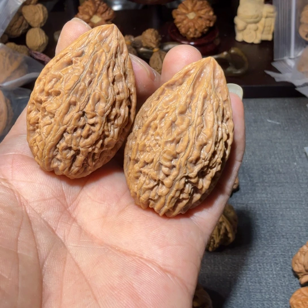 把件文玩核桃～***～坐佛37