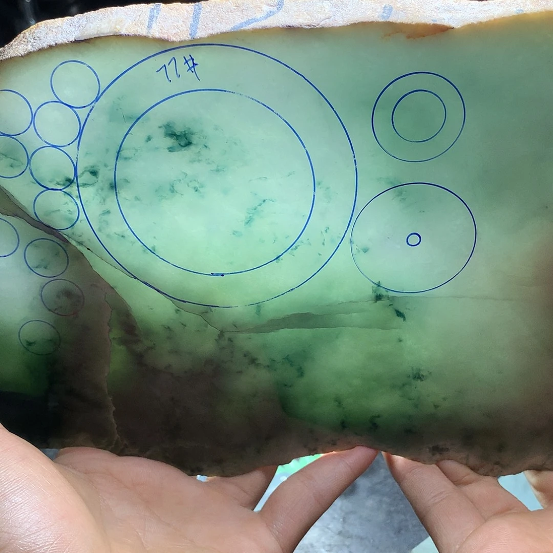 快***孩未镶嵌定制翡翠翡翠