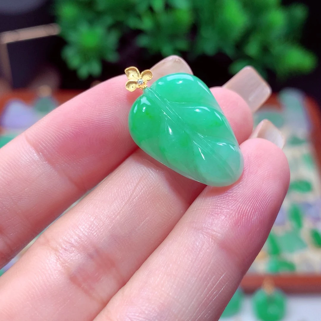 翡翠18K金镶嵌吊坠(不含链)