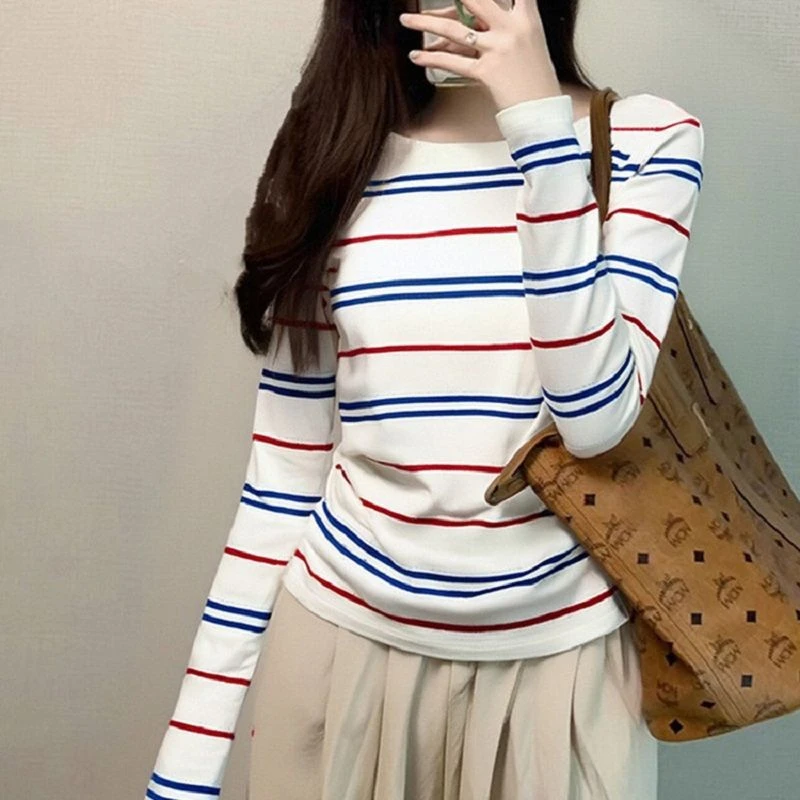 条纹斜肩打底上衣女秋季新款巨好看休闲套头露肩设计感长袖T恤衫