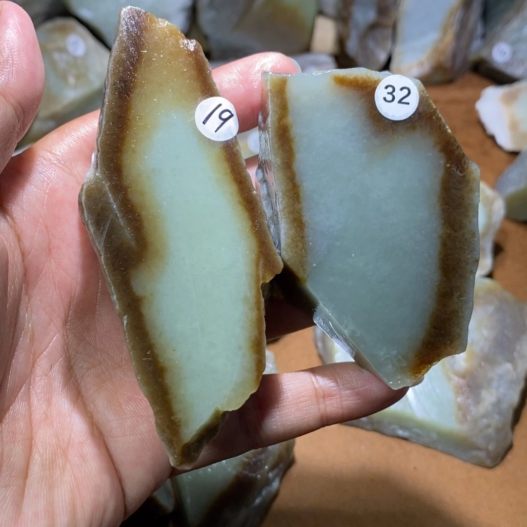 未镶嵌和田玉珠宝半成品望**笑