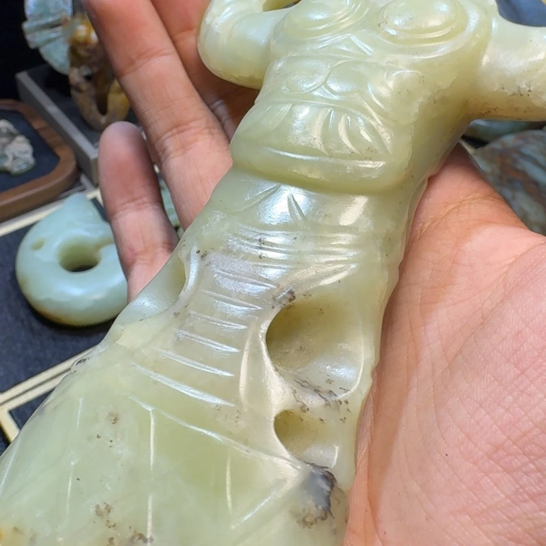 g***g玉玉摆件牛头权杖