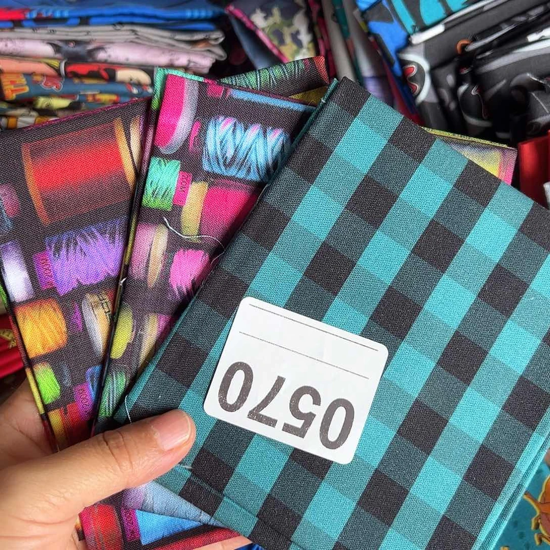 胡****君3片纯棉原单小布块45.50厘米一片