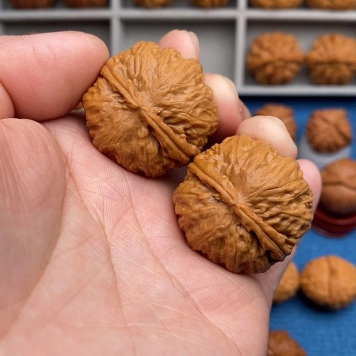 把件文玩核桃精品小手捻