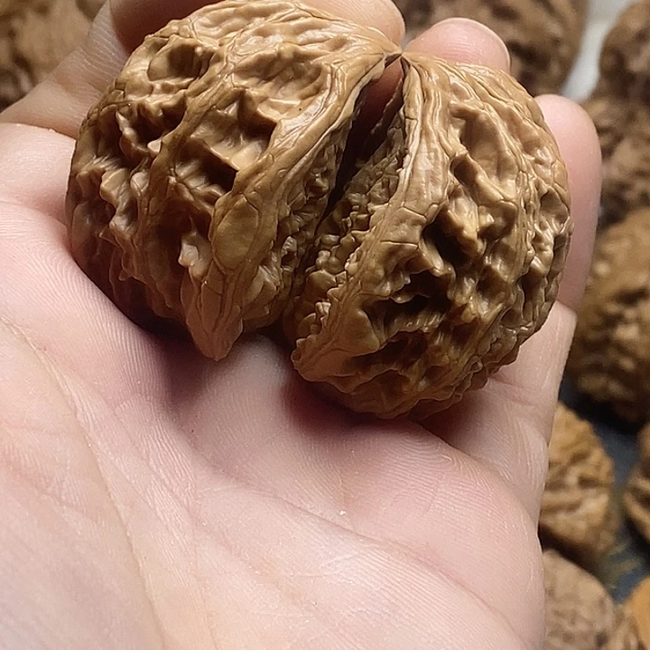 吊坠桃核麦穗蛇头
