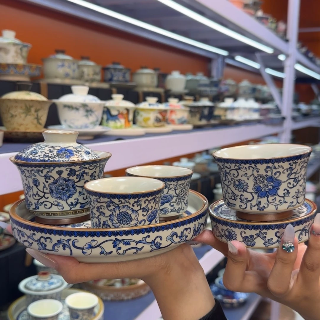 我在外面吃饭呢你在哪了