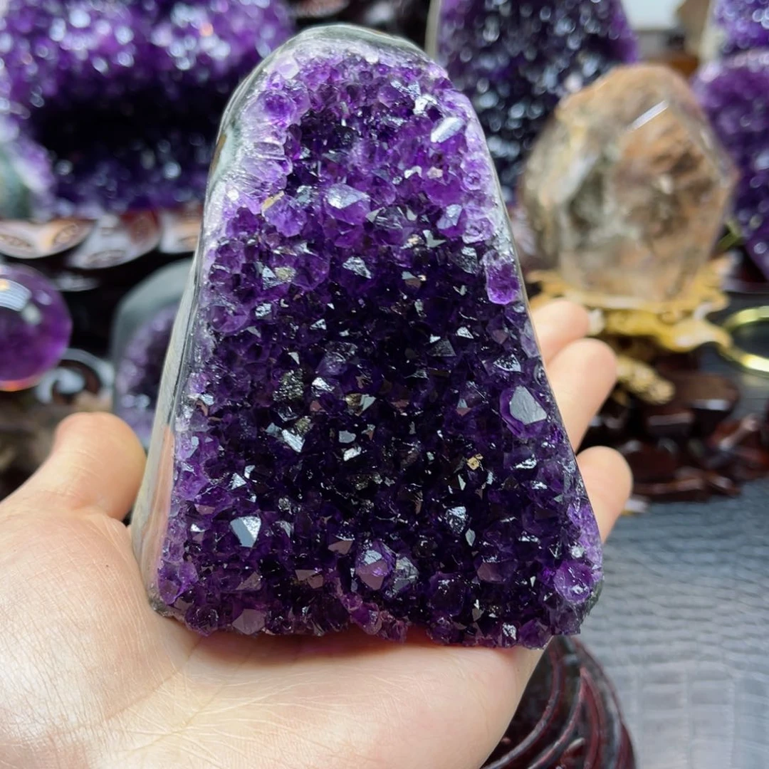 紫晶大型摆件（非配饰）未镶嵌