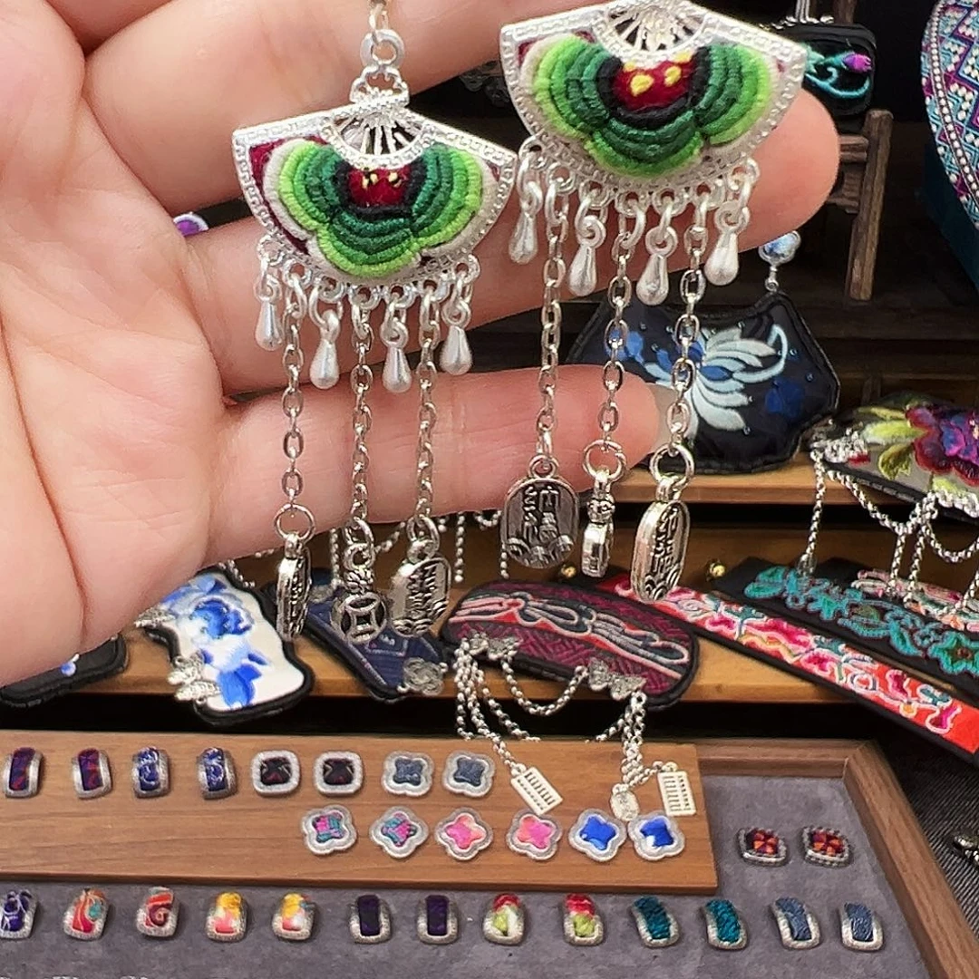 织绣手工刺绣工艺品