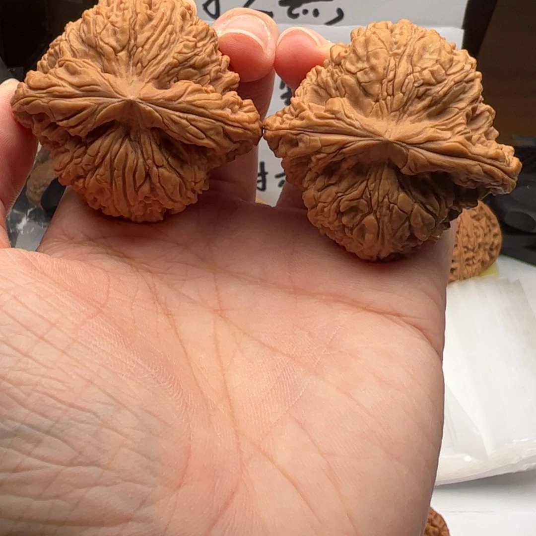 文玩核桃吊坠南疆47