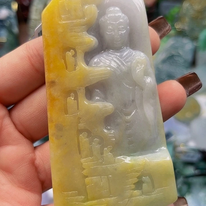 翡翠未镶嵌颈饰挂件