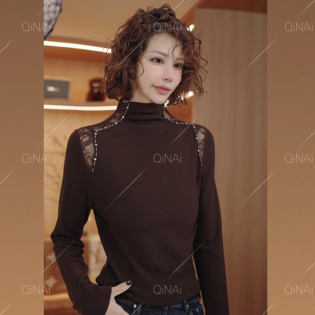 七奈 「陌森」半高领串珠网纱拼接打底上衣QN13325