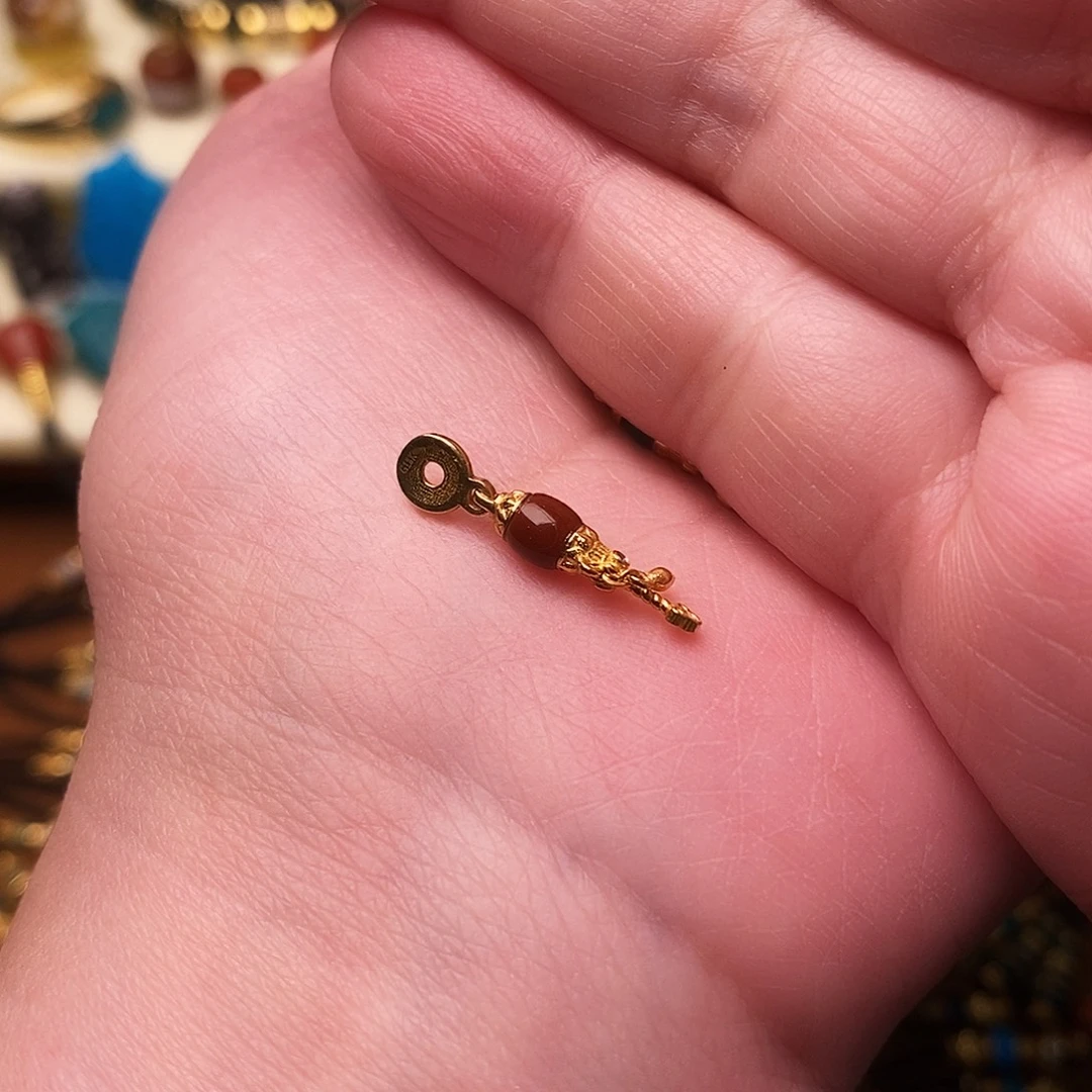 南红玛瑙18K金镶嵌配饰