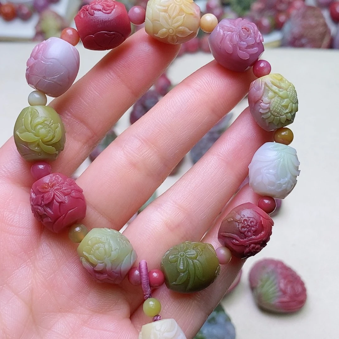 玛瑙/玉髓珠宝奇石未镶嵌兰**人盐源玛瑙定制