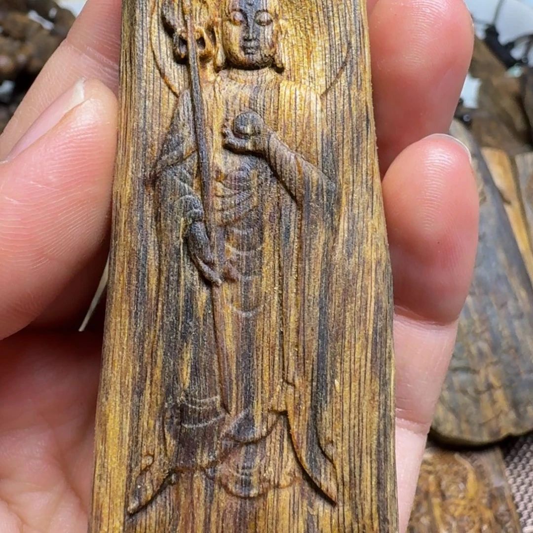 沉香吊坠白棋地藏王雕刻牌14克