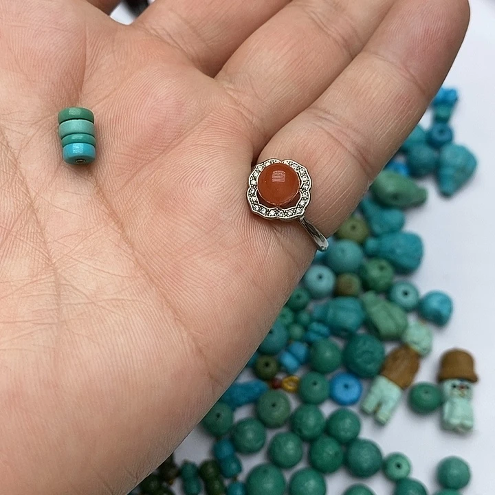 南红玛瑙未镶嵌珠宝奇石