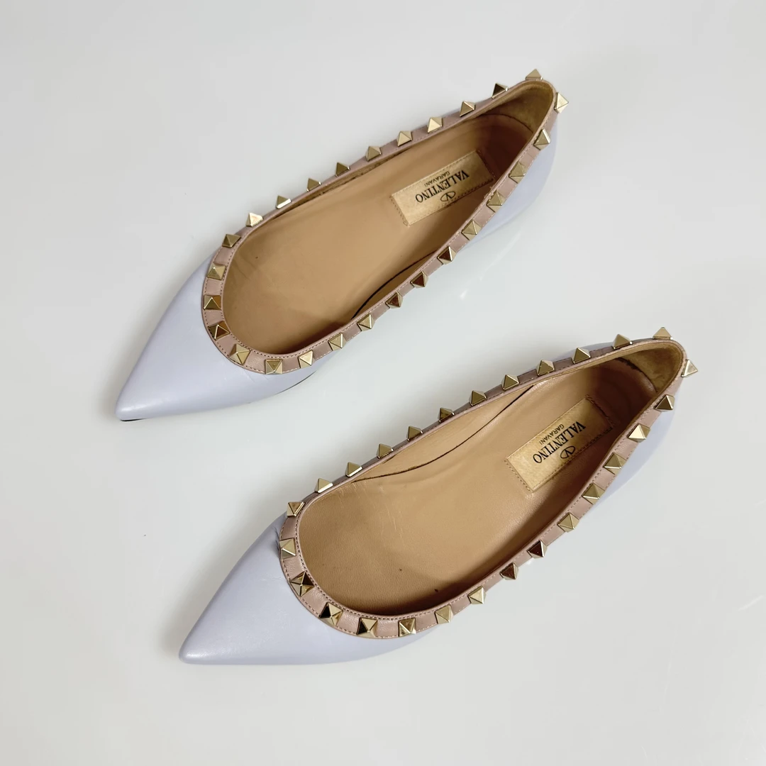 95新 Valentino/华伦天奴 36码华伦天奴平底鞋95新