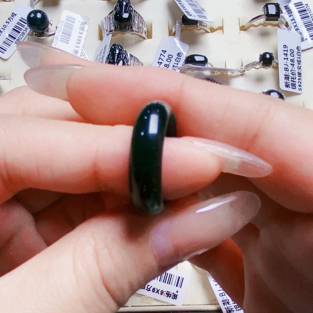 翡翠未镶嵌戒指缅甸天然Ａ货墨翠