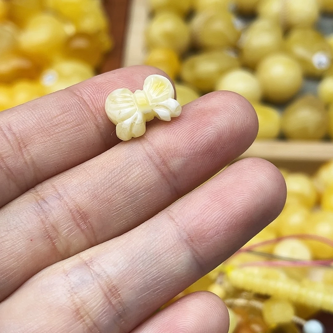 蜜蜡未镶嵌裸石天然