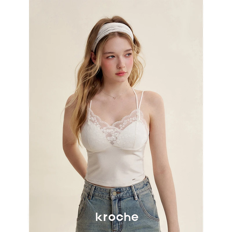 Kroche 25ss 浪漫蕾丝 五瓣花蕾丝花边一体杯修身吊带