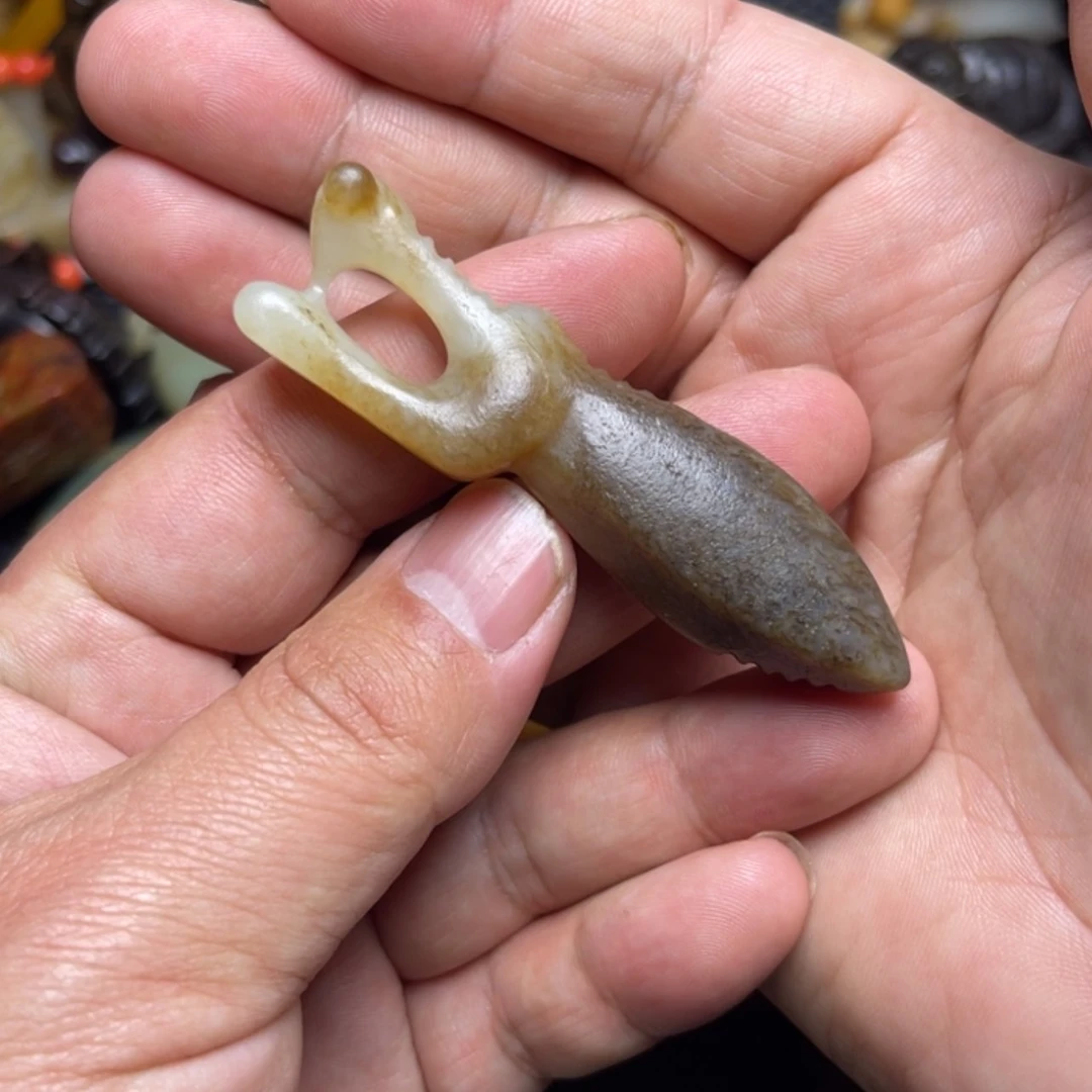 【闪购商品】和田玉挂件未镶嵌黑**客