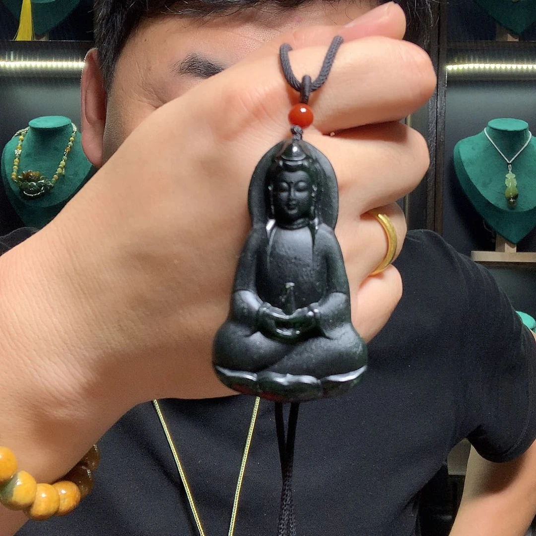 未镶嵌蛇纹石玉颈饰