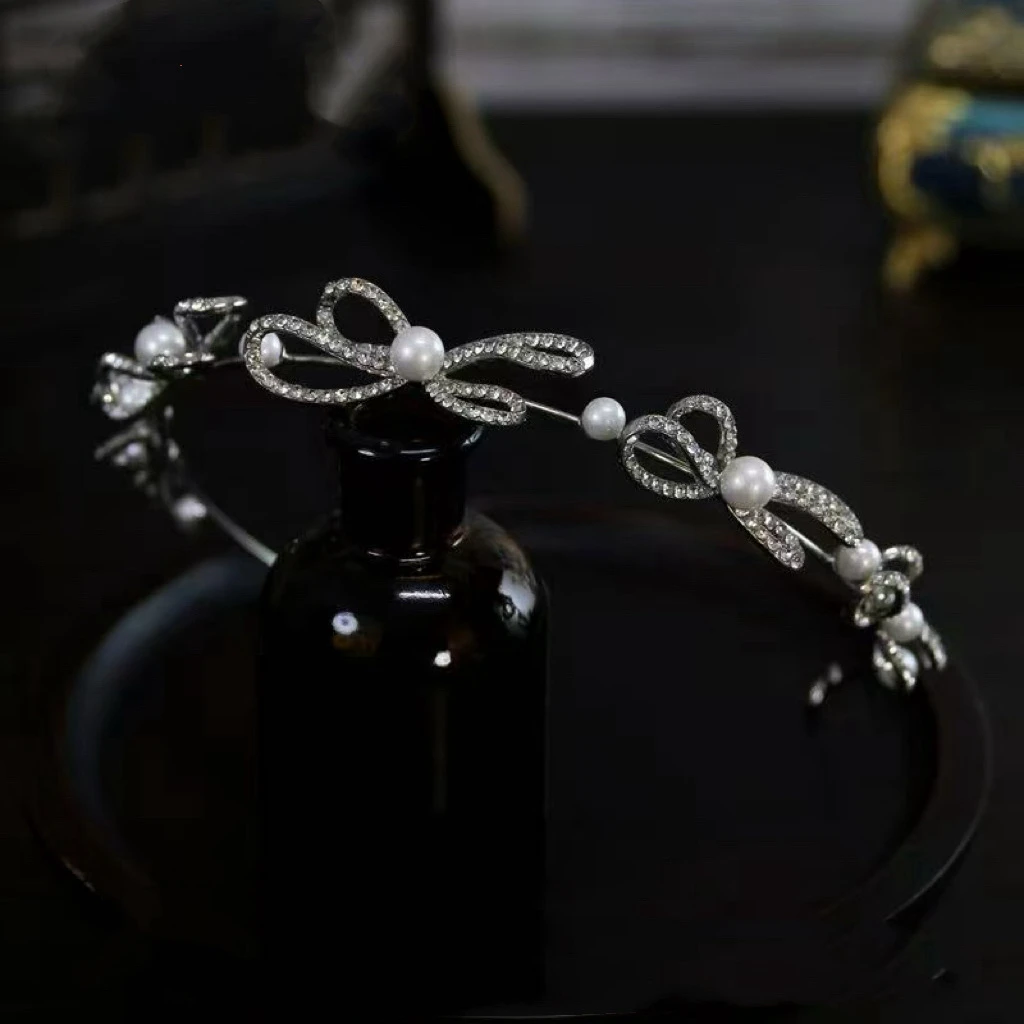 6947新款水钻珍珠皇冠新娘结婚主纱仪式发饰影楼跟妆