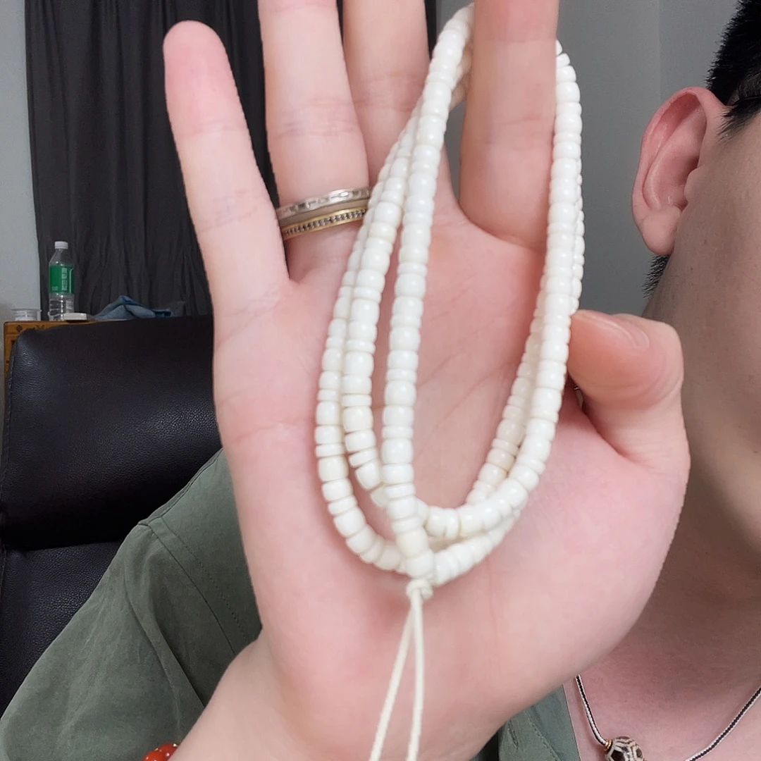 手串椰蒂LIUDAWAN