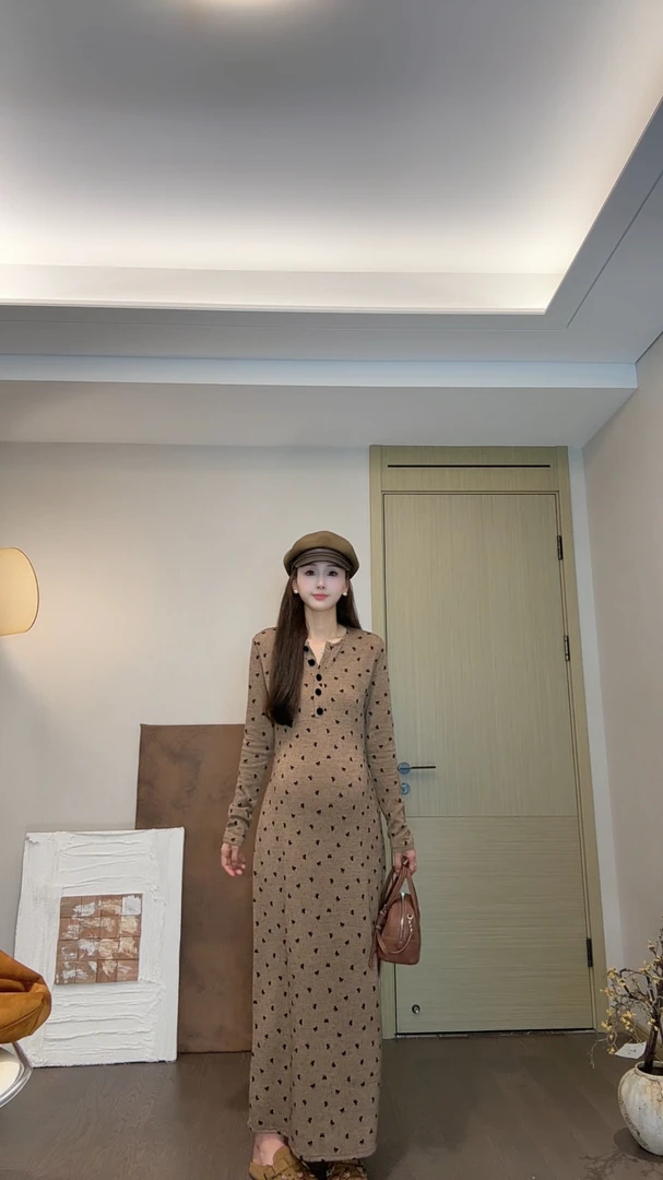 时尚孕妇秋季新款纽扣碎花长袖秋季蝴蝶结印花连衣裙长袖裙子