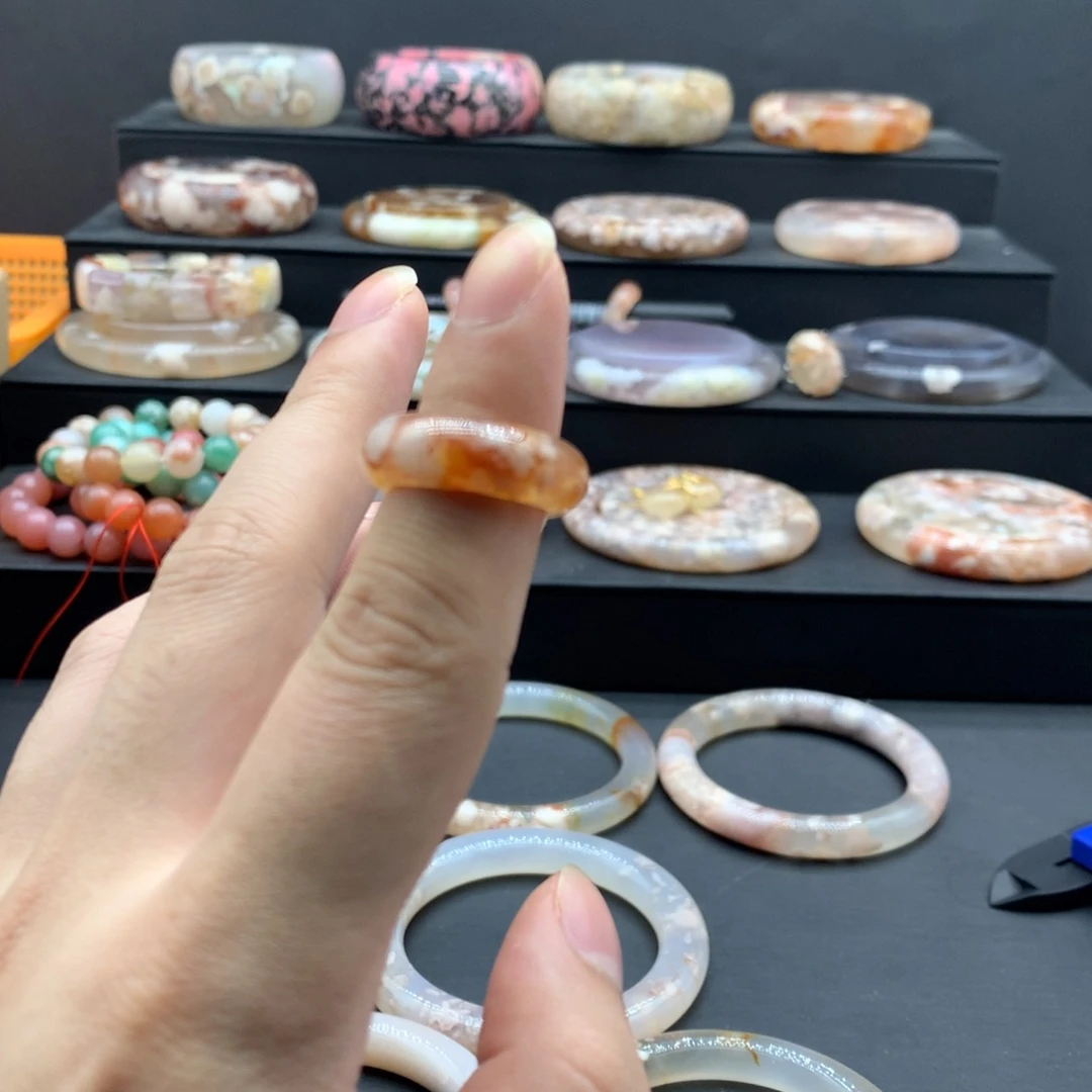 【闪购商品】玛瑙/玉髓戒指未镶嵌糯**子