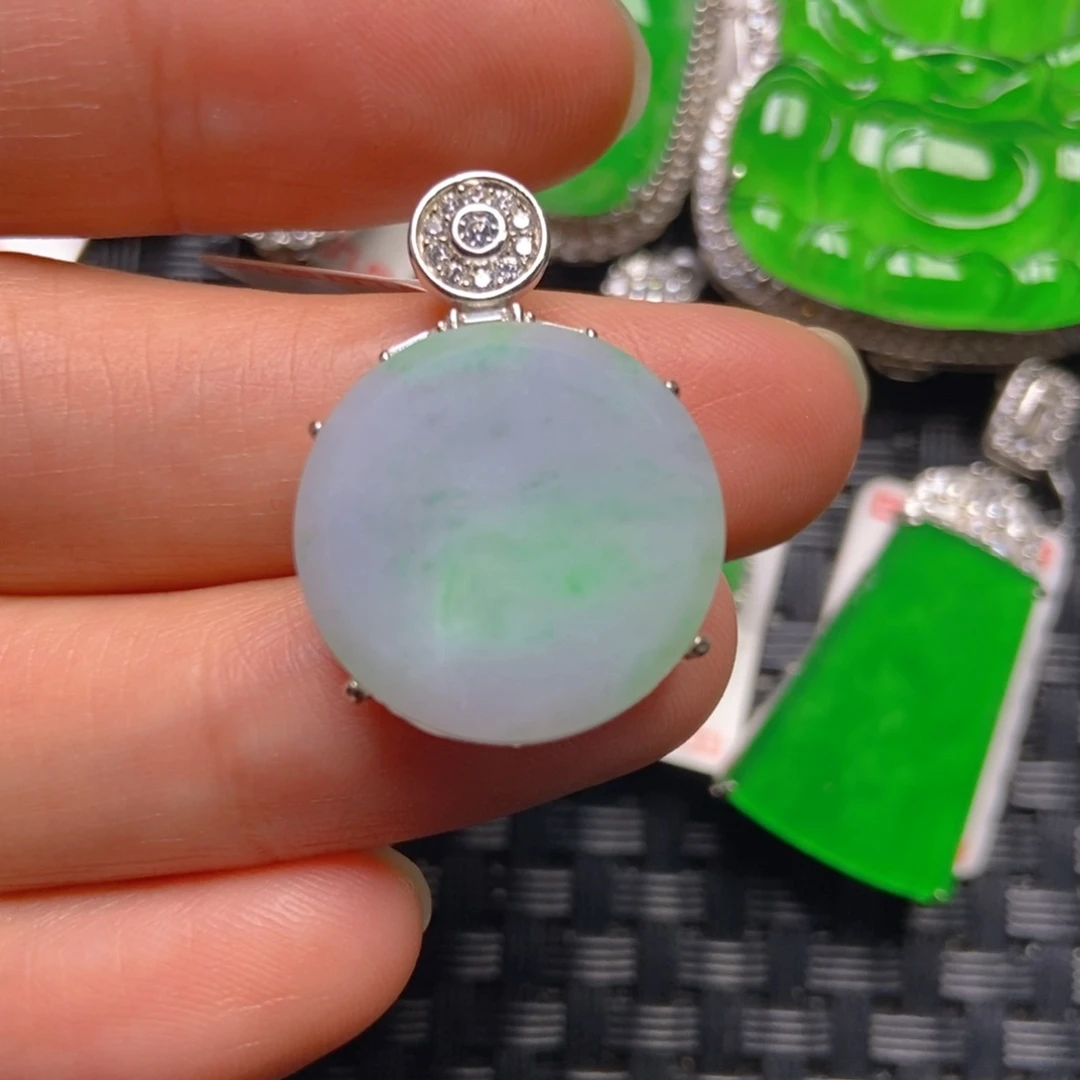 翡翠银S925镶嵌颈饰圆牌吊坠