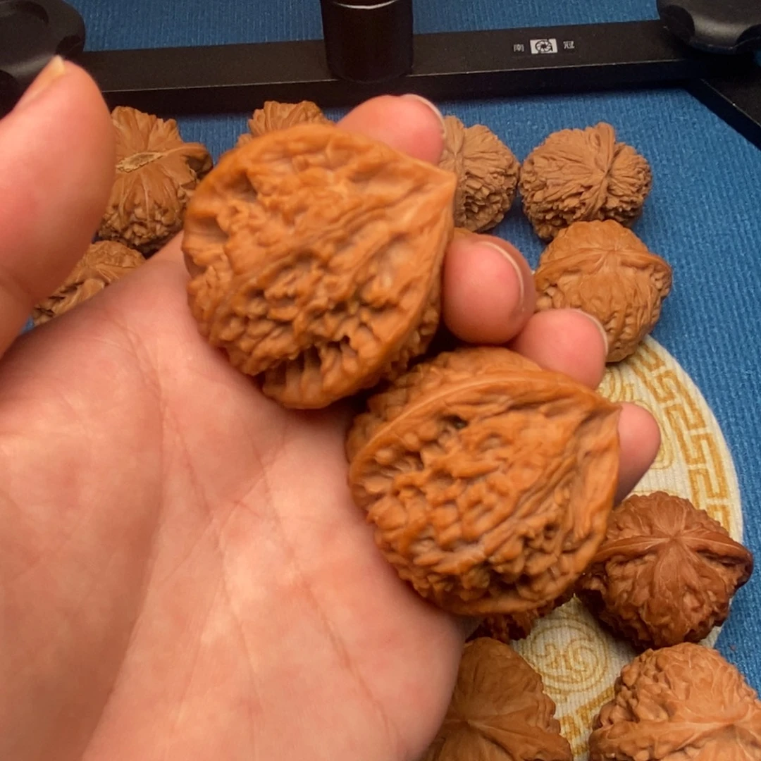 星***联吊坠文玩核桃42文山三棱